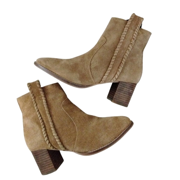 Coconuts by Matisse Tan Suede Ankle Boots Block Heel Booties Size 7.5 - Picture 9 of 9